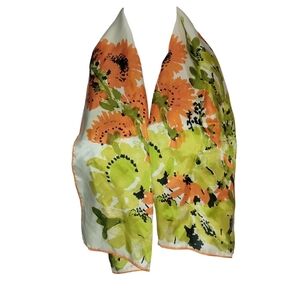 Vintage Vena Scarf 43.5" x 13.5" Floral print